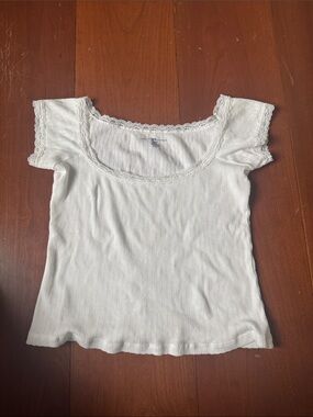 White Lace-Trim Ribbed Scoop Neck Women's Top